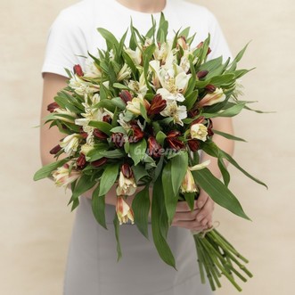 Букет из 15 альстромерий Букет из 15 альстромерий