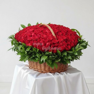 201 эквадорская роза в корзине 201 эквадорская роза в корзине